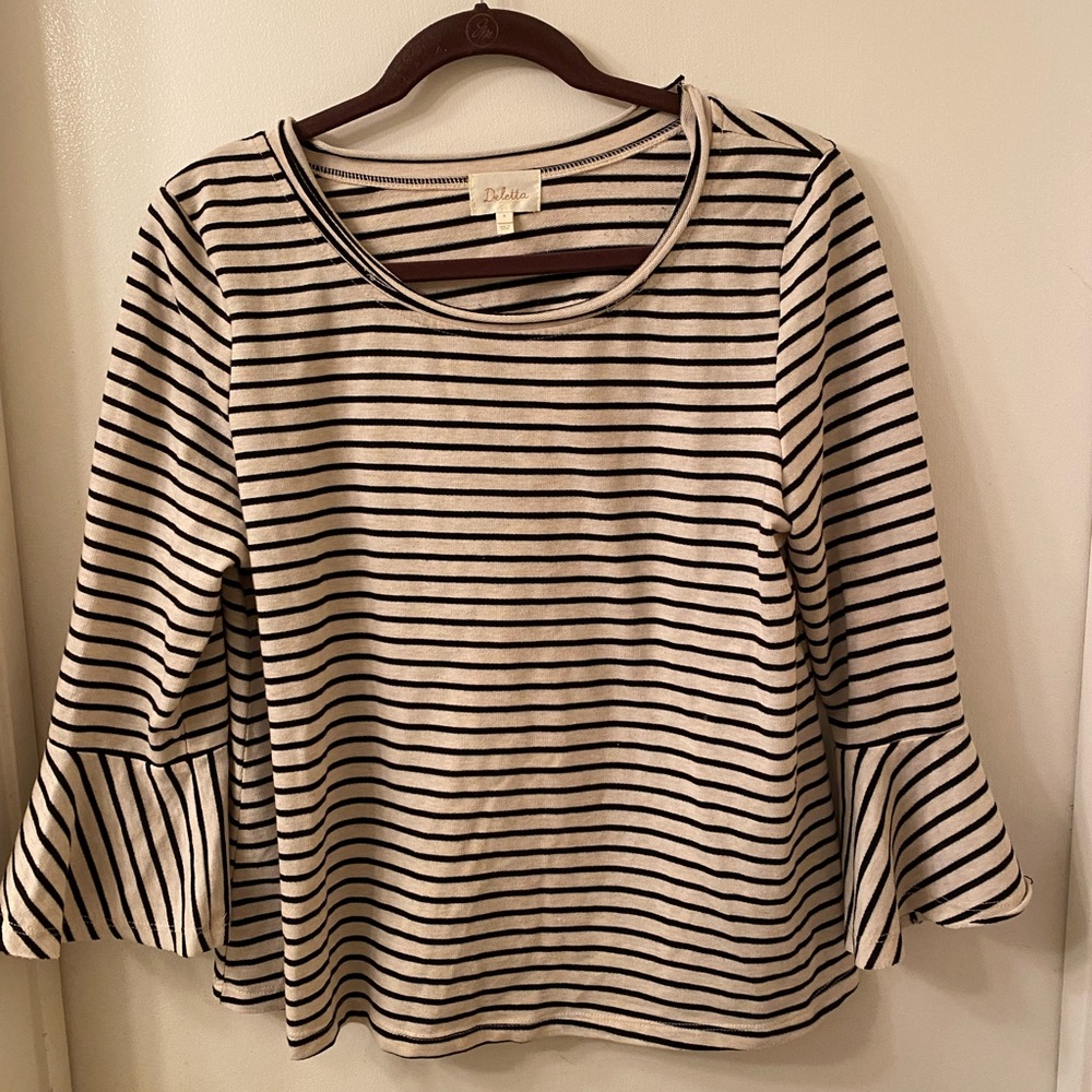 Deletta Black and Cream Striped Long Sleeve Top